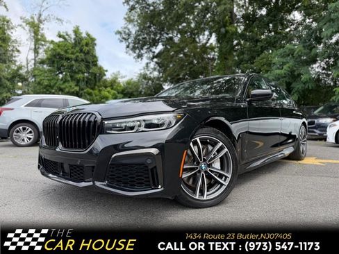 Used 2022 BMW 750Li xDrive AWD/4WD image 2