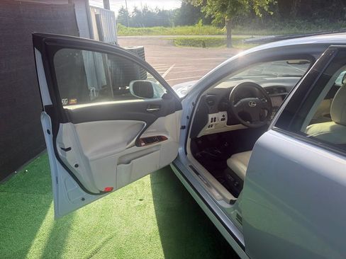 Used 2009 Lexus IS 250 AWD image 26