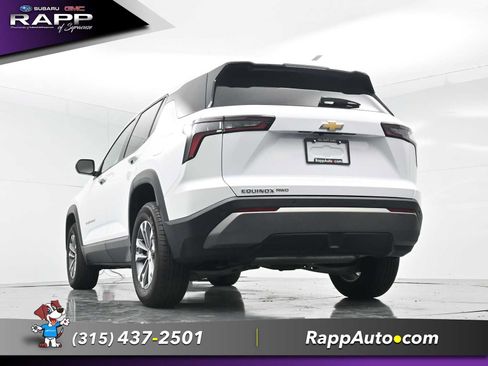 Used 2025 Chevrolet Equinox LT AWD/4WD image 22