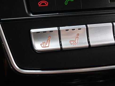 Used 2017 Mercedes-Benz GLS 550 4MATIC w/ Driver Assistance Package image 32