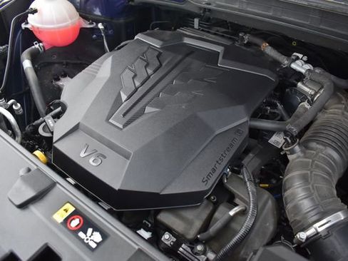 Used 2024 Kia Carnival LX FWD image 34