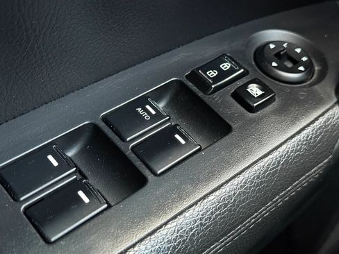 Used 2013 Kia Sorento LX AWD/4WD image 24