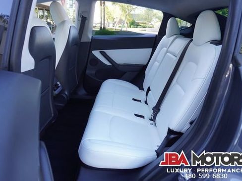 Used 2021 Tesla Model Y Long Range AWD/4WD image 68