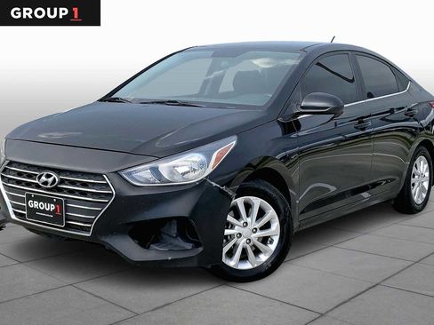 Used 2020 Hyundai Accent SEL image 1