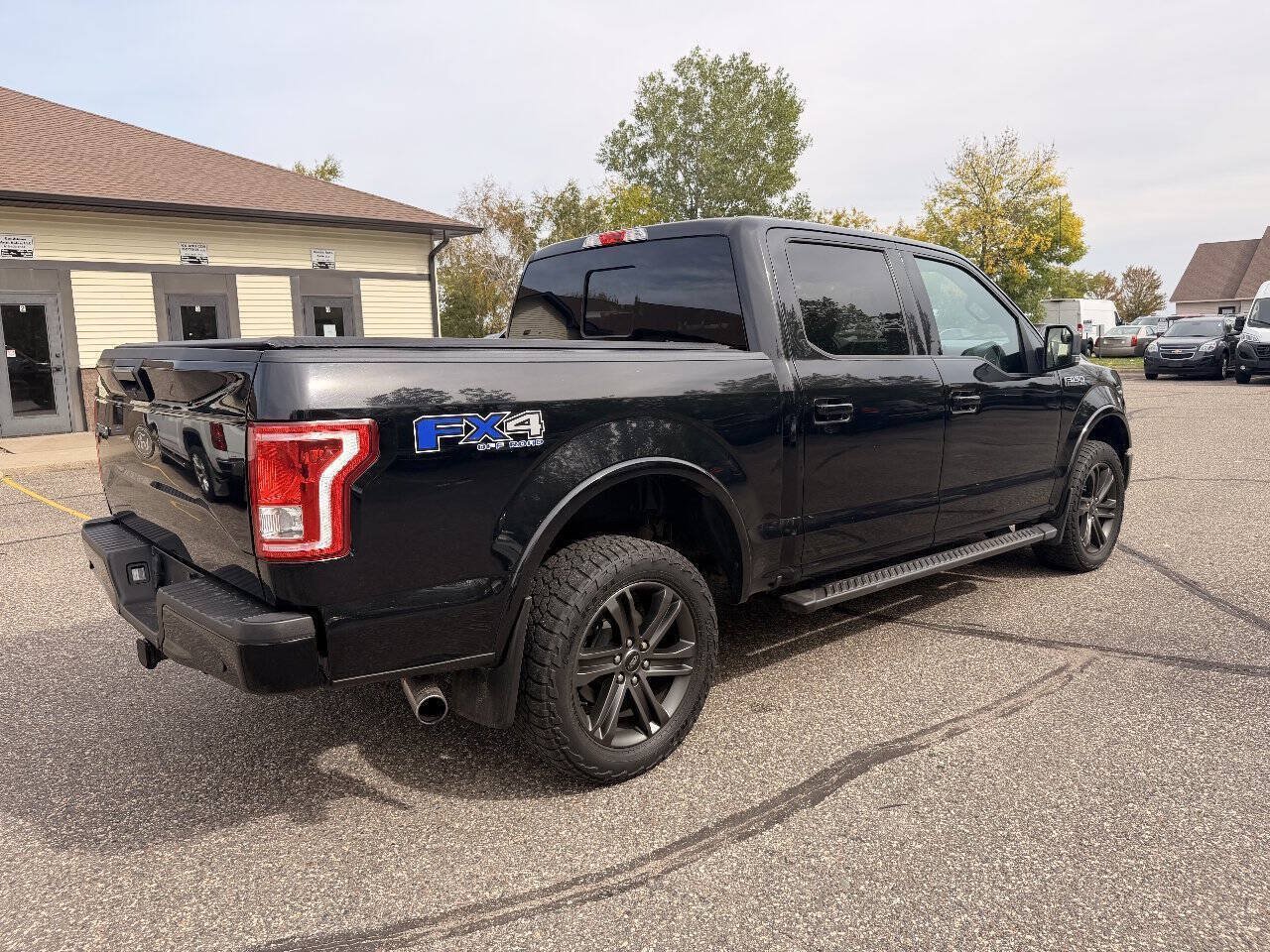 Used 2016 Ford F150 XLT w/ Equipment Group 302A Luxury AWD/4WD image 4