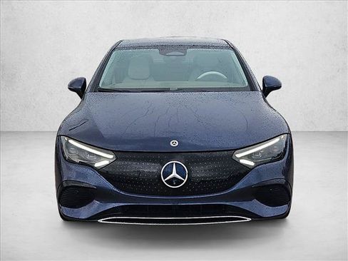 Used 2023 Mercedes-Benz EQE 350+ 4MATIC Sedan image 2