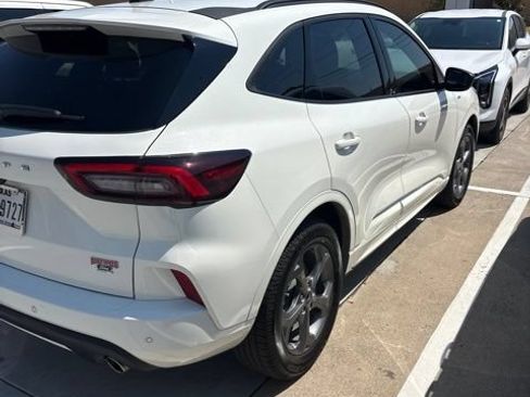 Used 2023 Ford Escape ST-Line w/ Tech Pack #1 FWD image 3