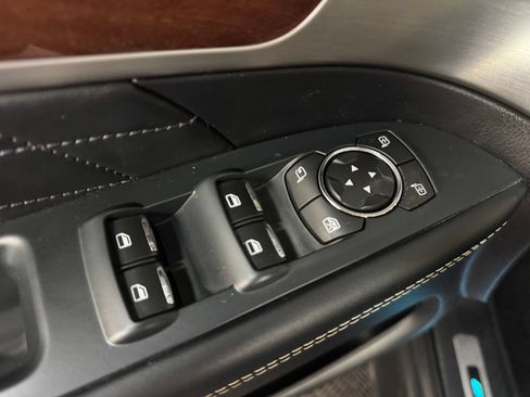 Used 2018 Ford Explorer Platinum AWD/4WD image 24