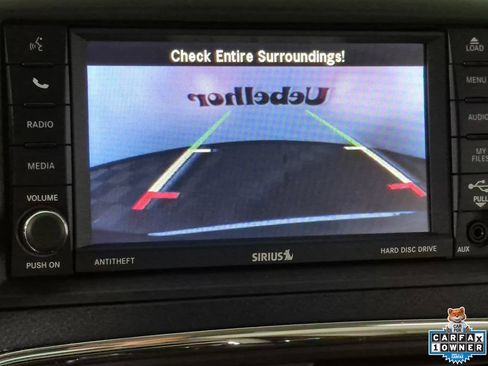 Used 2014 Dodge Grand Caravan SXT FWD image 21