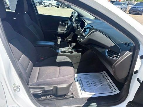 Used 2024 Chevrolet Malibu LT FWD image 21