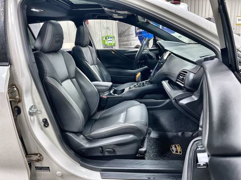 Used 2024 Subaru Outback Wilderness AWD/4WD image 28