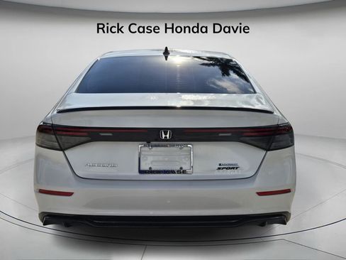 Used 2024 Honda Accord Sport image 6