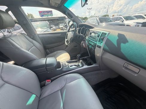 Used 2008 Toyota 4Runner SR5 RWD image 25