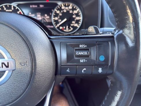 Used 2021 Nissan Rogue SV w/ Premium Package image 28
