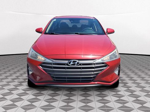 Used 2019 Hyundai Elantra SEL image 2
