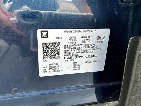Used 2023 Chevrolet Traverse LT AWD/4WD image 16