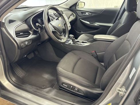 Used 2023 Chevrolet Malibu LT FWD image 11