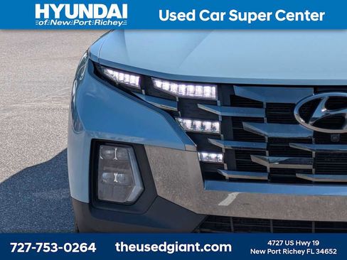 Certified 2023 Hyundai Santa Cruz Limited AWD/4WD image 9