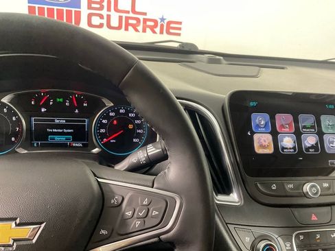 Used 2018 Chevrolet Malibu Premier w/ Premier Sun and Wheel Package image 26