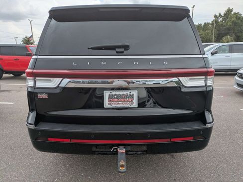 Used 2023 Lincoln Navigator L Reserve AWD/4WD image 4