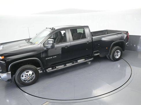 Used 2024 Chevrolet Silverado 3500 LT image 52
