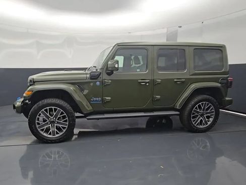 Used 2024 Jeep Wrangler High Altitude AWD/4WD image 10