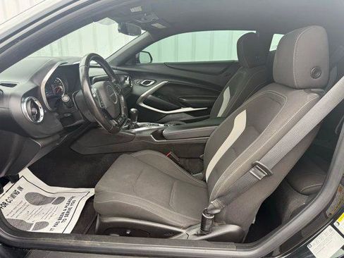 Used 2017 Chevrolet Camaro LT w/ RS Package image 5