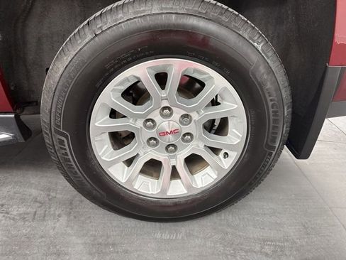 Used 2020 GMC Yukon XL SLT AWD/4WD image 11