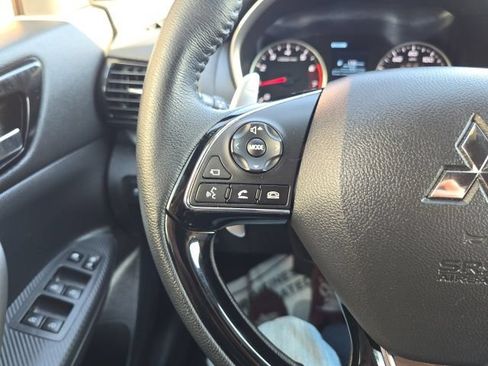 Used 2025 Mitsubishi Eclipse Cross SEL AWD/4WD image 14