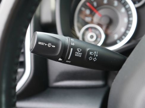 Used 2020 RAM 1500 Big Horn AWD/4WD image 18