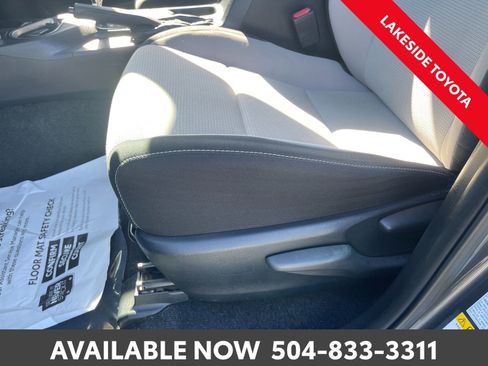Used 2016 Toyota RAV4 XLE image 26