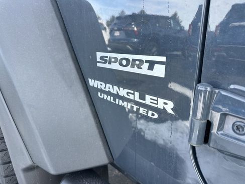 Used 2017 Jeep Wrangler Unlimited Sport w/ Connectivity Group image 20