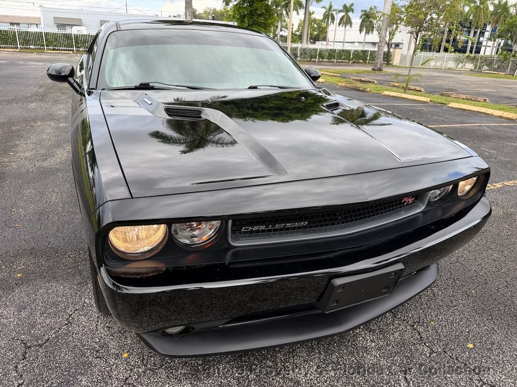 Used 2012 Dodge Challenger R/T RWD image 15