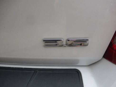 Used 2014 Cadillac SRX Luxury AWD/4WD image 10
