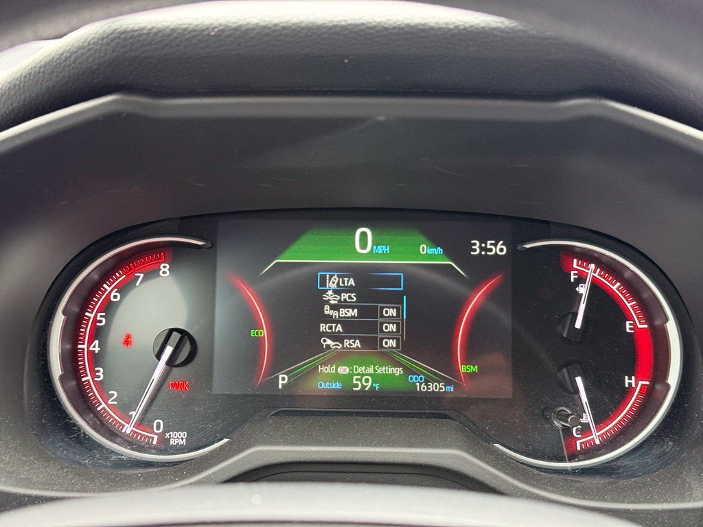 Used 2024 Toyota RAV4 LE AWD/4WD image 10