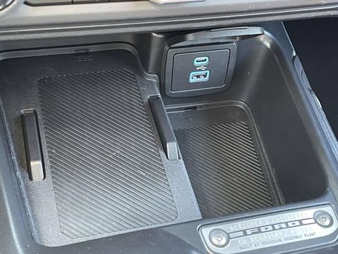 Used 2025 Ford Bronco Outer Banks AWD/4WD image 27