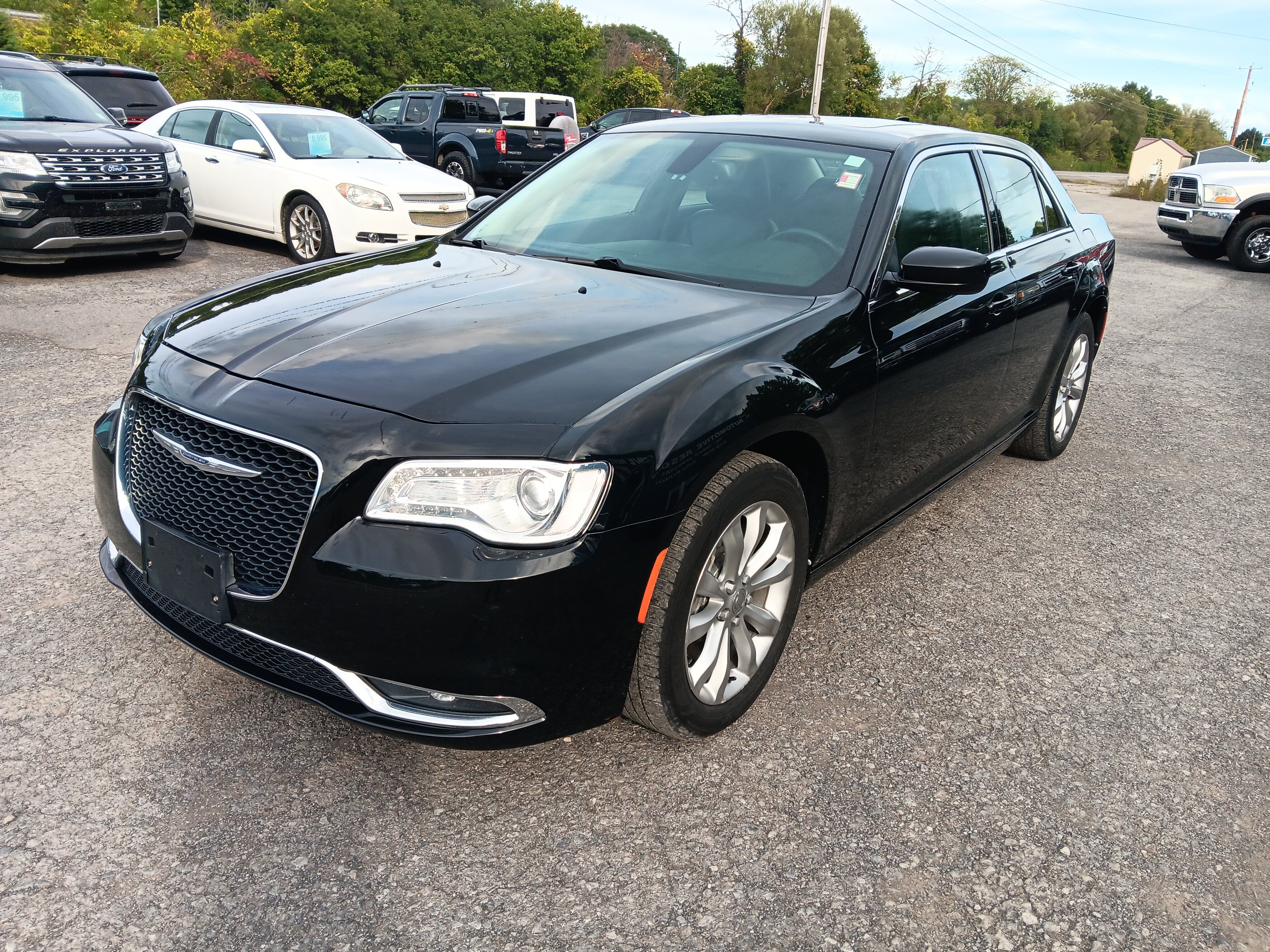 Used 2016 Chrysler 300 Limited w/ Driver Convenience Group AWD/4WD image 1
