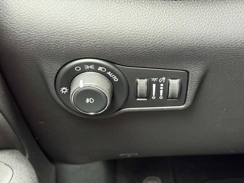 New 2026 Jeep Compass Latitude AWD/4WD image 12