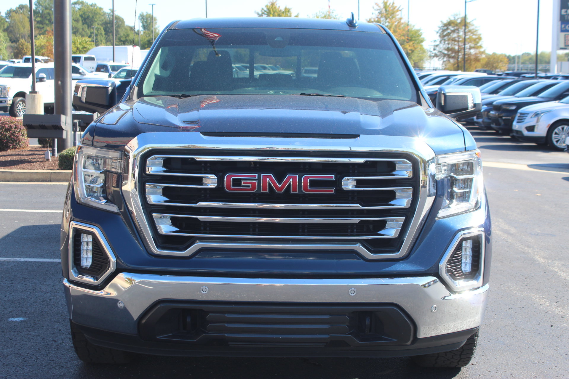Used 2019 GMC Sierra 1500 SLT w/ SLT Premium Plus Package AWD/4WD image 3