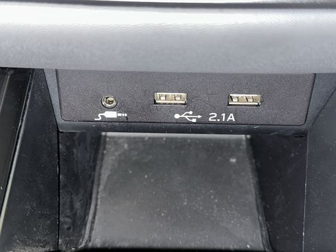 Used 2022 Subaru Legacy Premium AWD/4WD image 34