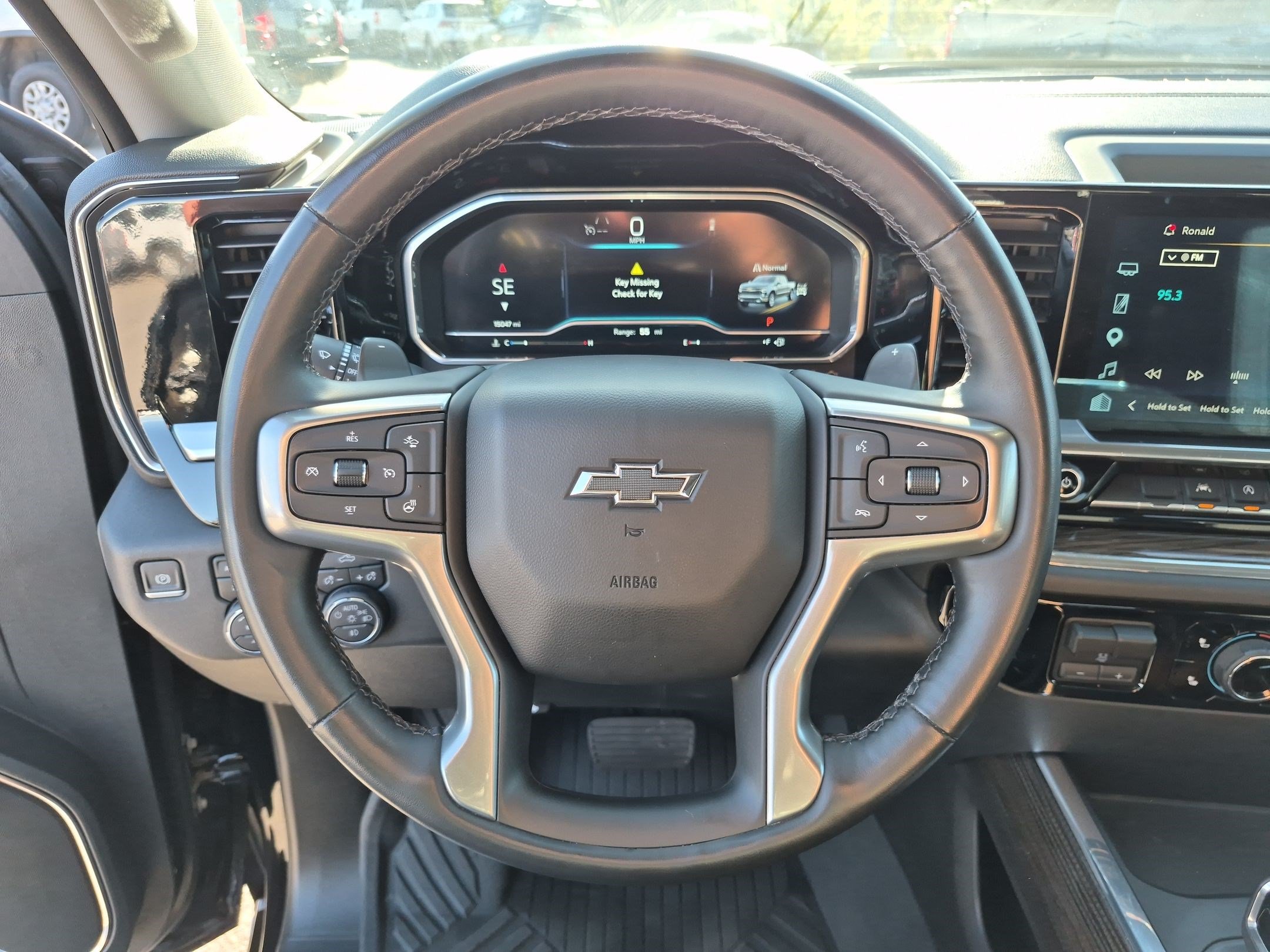 Used 2023 Chevrolet Silverado 1500 RST w/ Z71 Off-Road Package AWD/4WD image 16