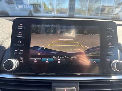 Used 2018 Honda Accord EX-L image 16