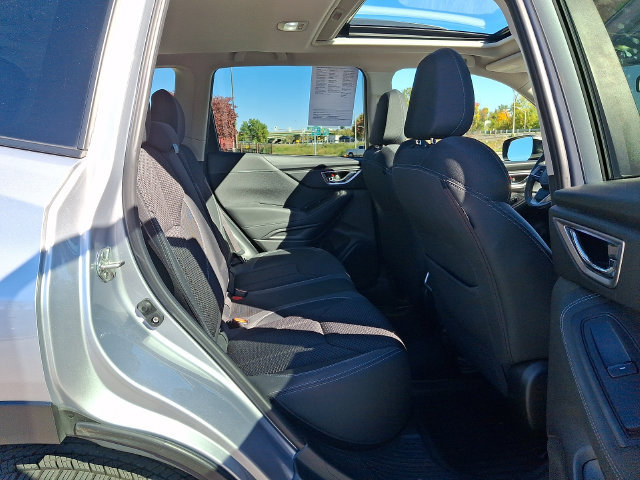 Used 2022 Subaru Forester Premium AWD/4WD image 41