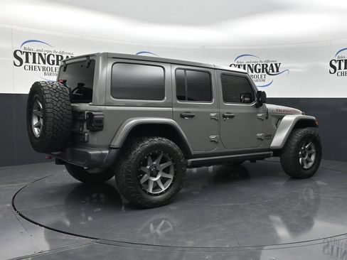 Used 2021 Jeep Wrangler Unlimited Rubicon AWD/4WD image 9