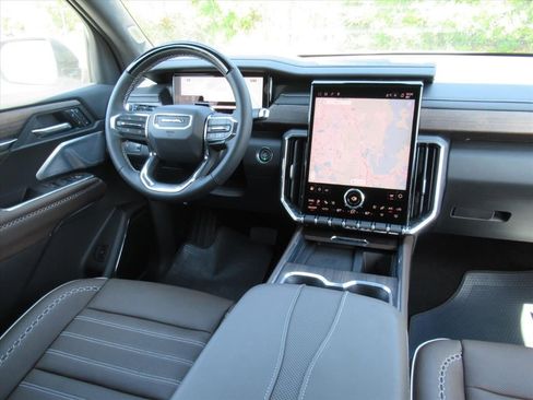 Used 2026 GMC Acadia Denali Ultimate w/ LPO, Floor Liner Package FWD image 13