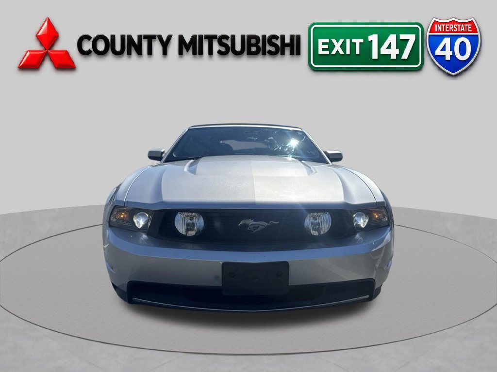 Used 2012 Ford Mustang GT Premium w/ Electronics Pkg RWD image 2
