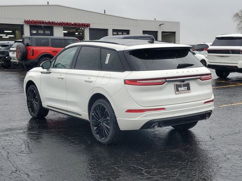 New 2026 Lincoln Corsair Premiere AWD/4WD image 3