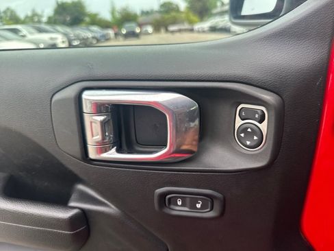Used 2022 Jeep Wrangler Unlimited Sport AWD/4WD image 11