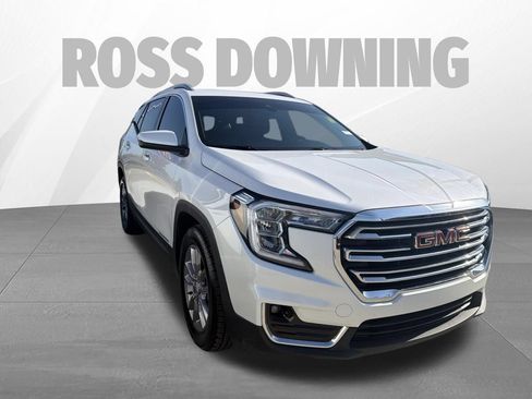 Used 2022 GMC Terrain SLT FWD image 3