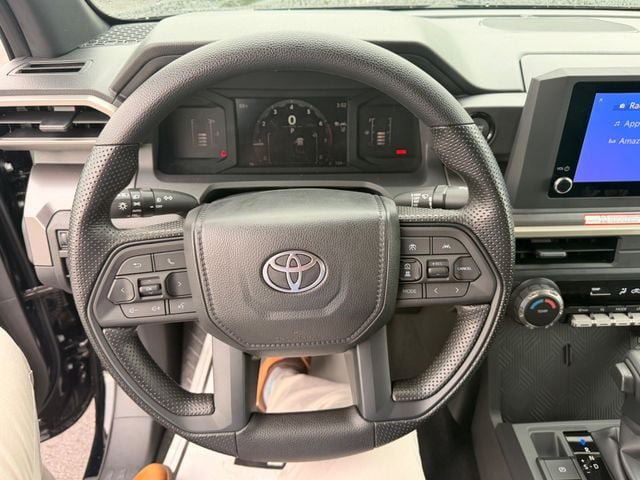 Used 2026 Toyota Tacoma SR5 AWD/4WD image 7